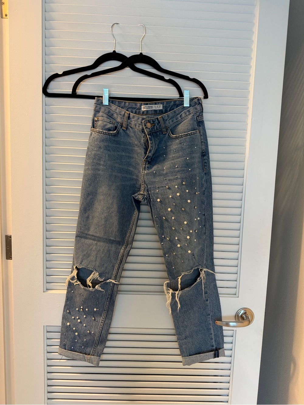Zara Blue Distressed Straight-Leg Jeans with Pearl Accents